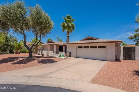138 W Surrey Ave, Phoenix, AZ 85029
