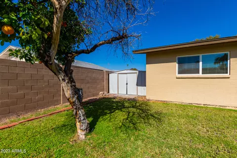 4716 S River Dr, Tempe, AZ 85282 photo 5