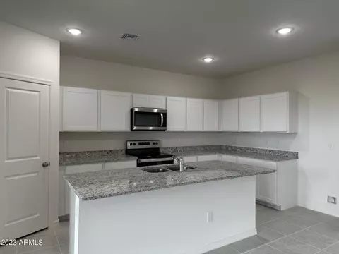 5848 E Athena Rd, Florence, AZ 85132 photo 4