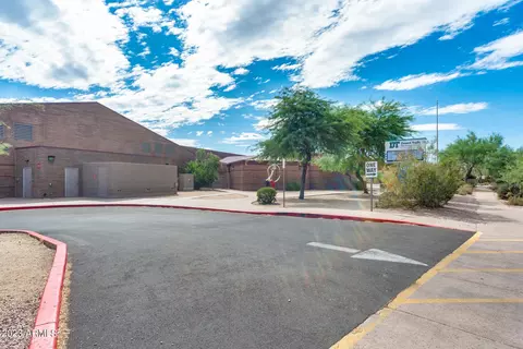 4425 E Robin Ln, Phoenix, AZ 85050 photo 65