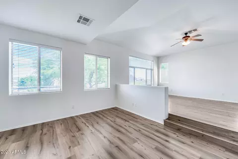 4425 E Robin Ln, Phoenix, AZ 85050 photo 36