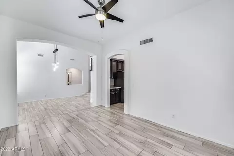 4425 E Robin Ln, Phoenix, AZ 85050 photo 22