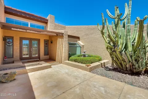 802 E Beck Ln, Phoenix, AZ 85022 photo 2
