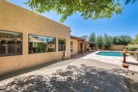 802 E Beck Ln, Phoenix, AZ 85022 photo 27