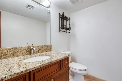 802 E Beck Ln, Phoenix, AZ 85022 photo 23