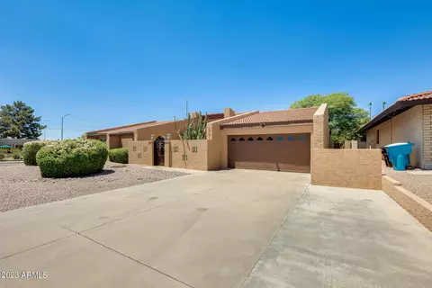 802 E Beck Ln, Phoenix, AZ 85022