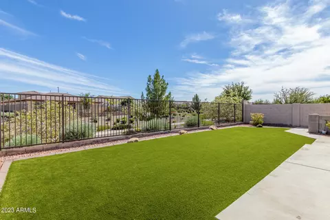 3850 E Rakestraw Ln, Gilbert, AZ 85298
