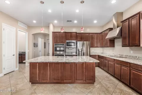 3850 E Rakestraw Ln, Gilbert, AZ 85298 photo 9