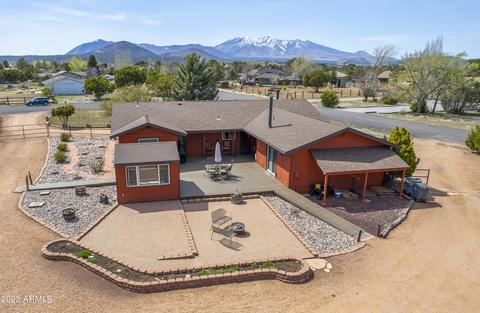5665 Whitehorse Dr, Flagstaff, AZ 86004