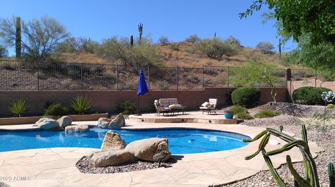 1341 W Medinah Ct, Anthem, AZ 85086