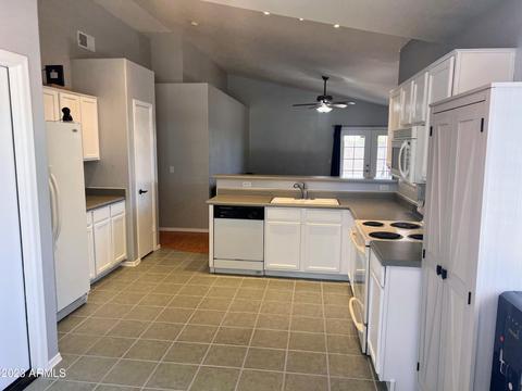 8809 E Des Moines St, Mesa, AZ 85207 photo 5