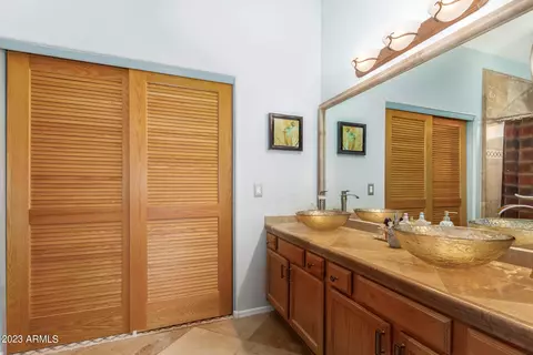 9319 E Fox St, Mesa, AZ 85207 photo 8