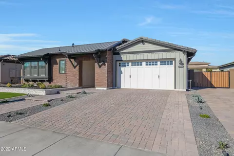 9562 W Villa Hermosa St, Peoria, AZ 85383