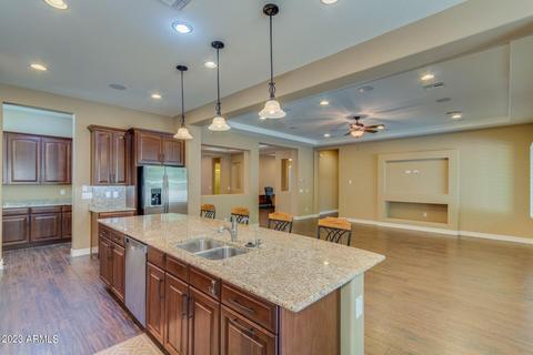 3104 E Half Hitch Pl, Phoenix, AZ 85050 photo 6