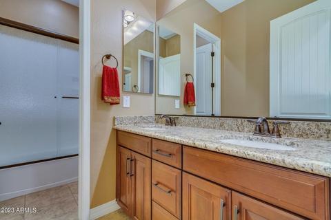 3104 E Half Hitch Pl, Phoenix, AZ 85050 photo 26