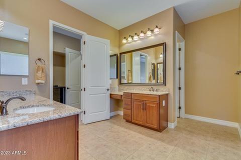 3104 E Half Hitch Pl, Phoenix, AZ 85050 photo 21