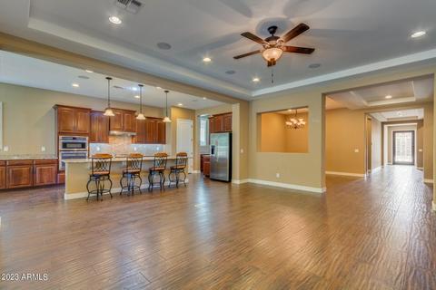 3104 E Half Hitch Pl, Phoenix, AZ 85050 photo 8