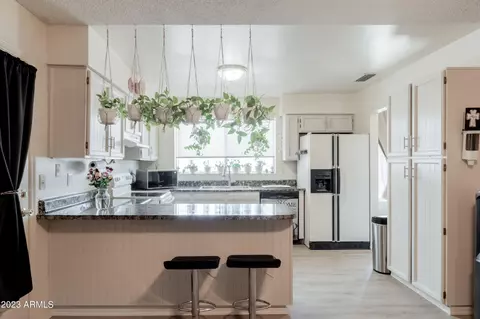 2543 E Hopi Ave, Mesa, AZ 85204