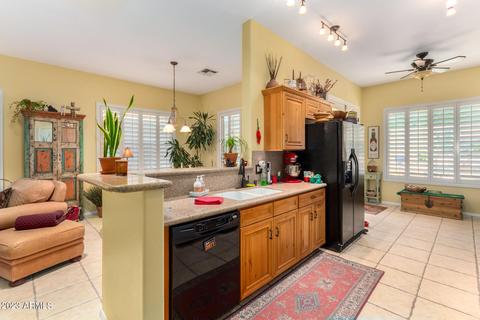 4614 E Prickly Pear Trl, Phoenix, AZ 85050 photo 13