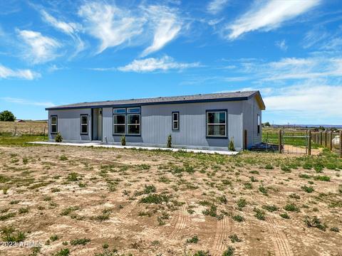 425 S Texas Trl, Chino Valley, AZ 86323
