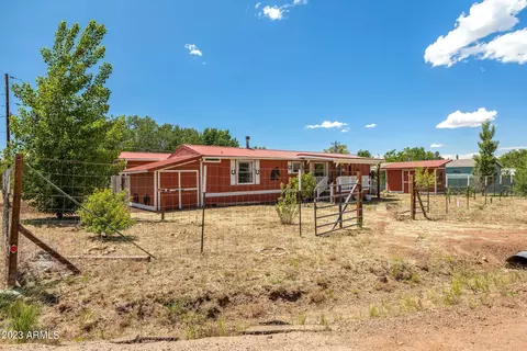 2714 C St, Overgaard, AZ 85933