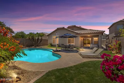 11008 W Almeria Rd, Avondale, AZ 85392
