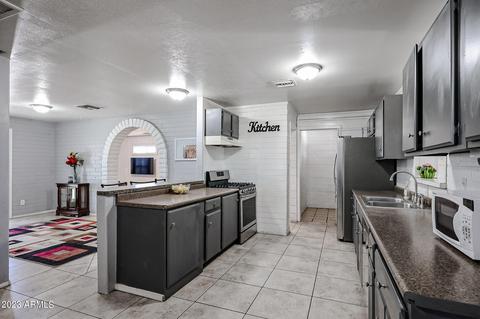 4727 W Roma Ave, Phoenix, AZ 85031