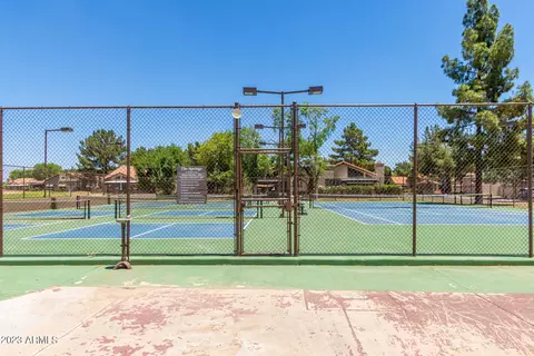 4228 E Paradise Dr, Phoenix, AZ 85028 photo 17