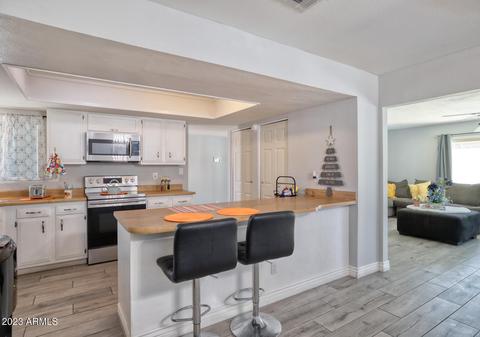 3142 W Echo Ln, Phoenix, AZ 85051