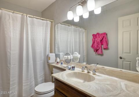 3142 W Echo Ln, Phoenix, AZ 85051 photo 19