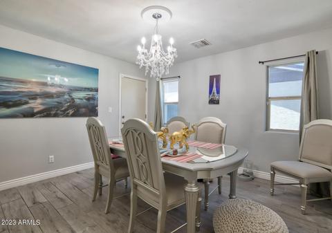 3142 W Echo Ln, Phoenix, AZ 85051 photo 9