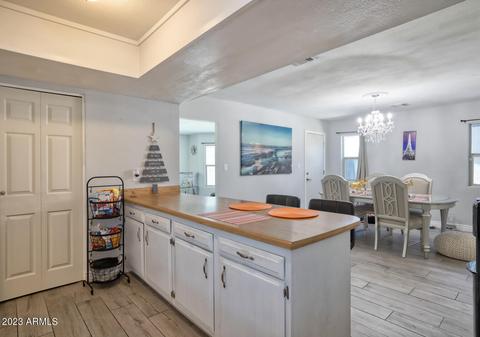 3142 W Echo Ln, Phoenix, AZ 85051 photo 4