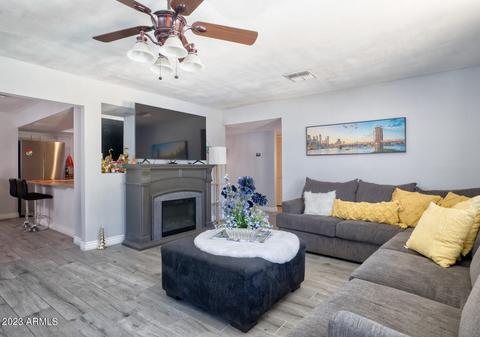 3142 W Echo Ln, Phoenix, AZ 85051 photo 12