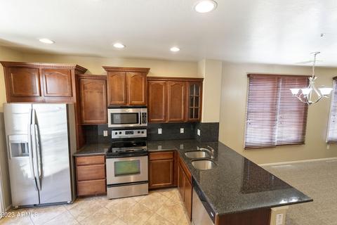 2795 S Key Biscayne Dr, Gilbert, AZ 85295 photo 9