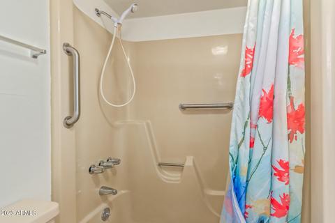 3033 E Devonshire Ave #2001, Phoenix, AZ 85016 photo 17