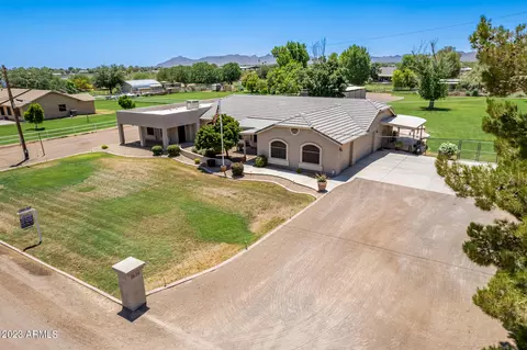 17719 E Brooks Farms Rd, Gilbert, AZ 85298