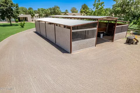 17719 E Brooks Farms Rd, Gilbert, AZ 85298 photo 3