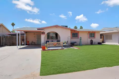 4533 W Sanna St, Glendale, AZ 85302