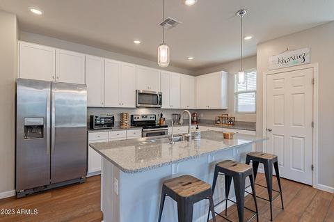 152 E Bluejay Dr, Chandler, AZ 85286
