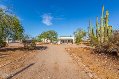 579 N Saguaro Dr, Apache Junction, AZ 85120 photo 2