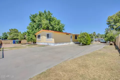 2107 N 28th Pl, Mesa, AZ 85213
