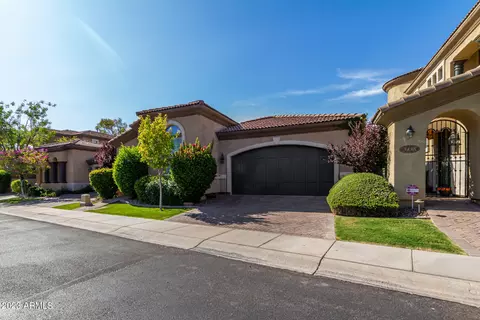 3434 E Pyrenees Pass, Phoenix, AZ 85018