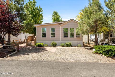 2269 Hanging Tree Ln, Overgaard, AZ 85933 photo 2