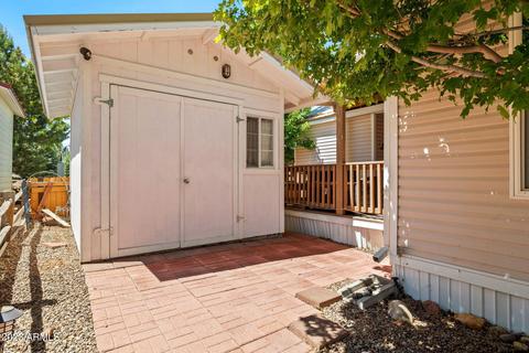 2269 Hanging Tree Ln, Overgaard, AZ 85933 photo 5
