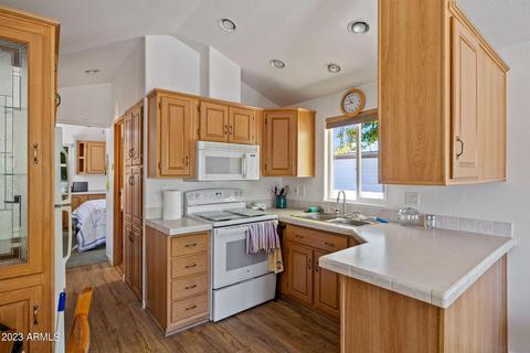 2269 Hanging Tree Ln, Overgaard, AZ 85933 photo 10