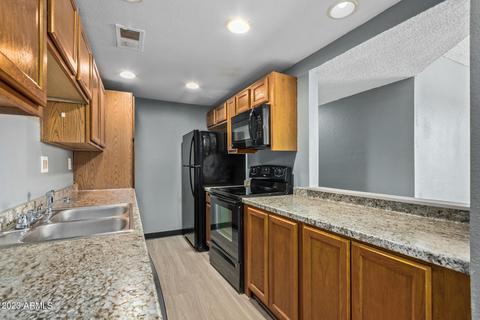 424 W Brown Rd #212, Mesa, AZ 85201