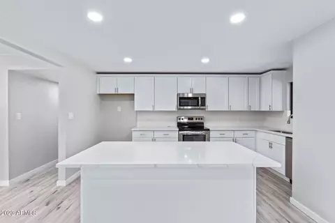 2210 E Marilyn Rd, Phoenix, AZ 85022 photo 10