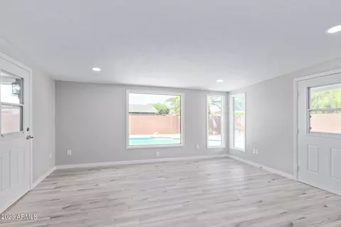 2210 E Marilyn Rd, Phoenix, AZ 85022 photo 6