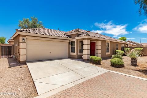 2281 E Peach Tree Dr, Chandler, AZ 85249 photo 3