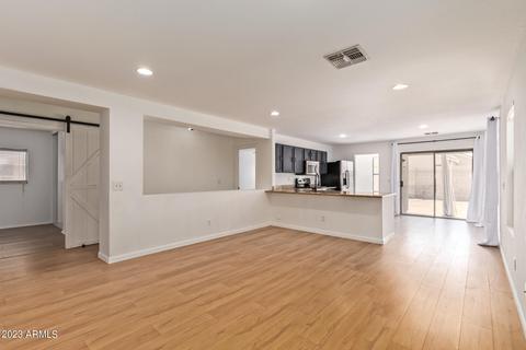 2281 E Peach Tree Dr, Chandler, AZ 85249 photo 7